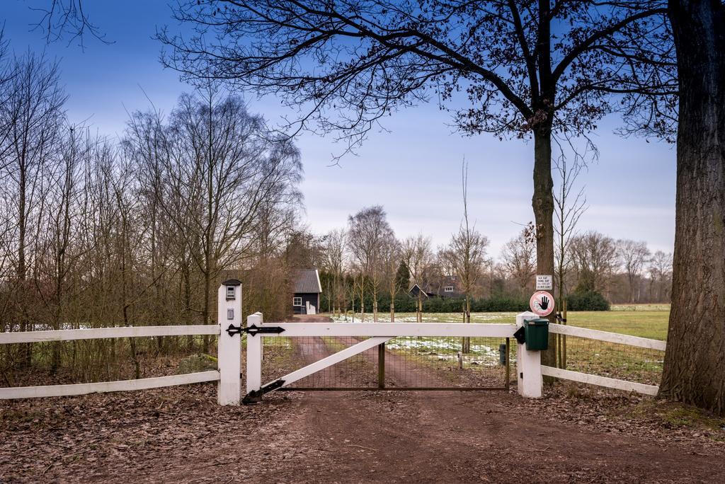 Vila Ravennest Epe Exteriér fotografie