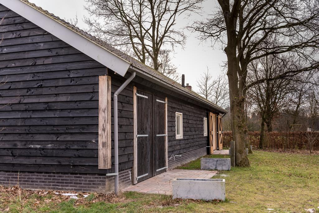 Vila Ravennest Epe Exteriér fotografie