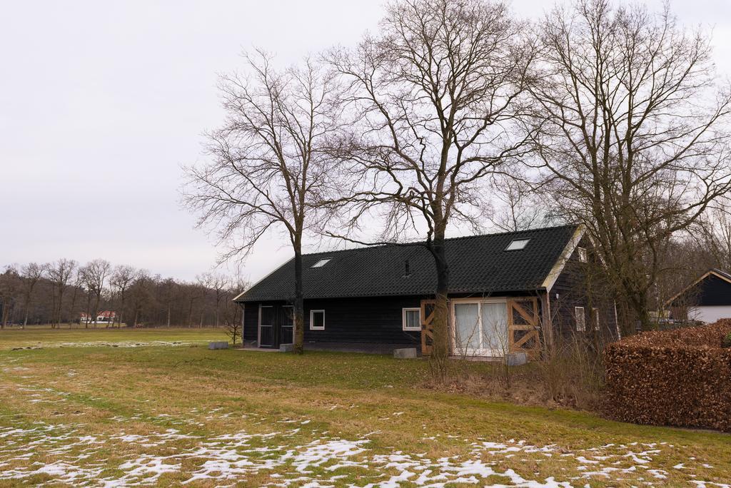 Vila Ravennest Epe Exteriér fotografie